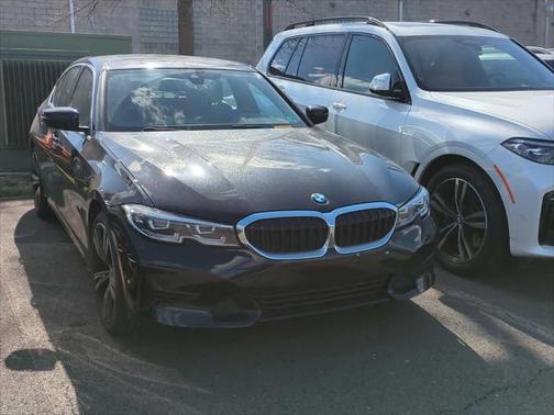 2022 BMW 330 i xDrive