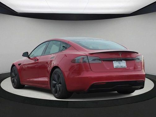 2021 Tesla Model S Plaid