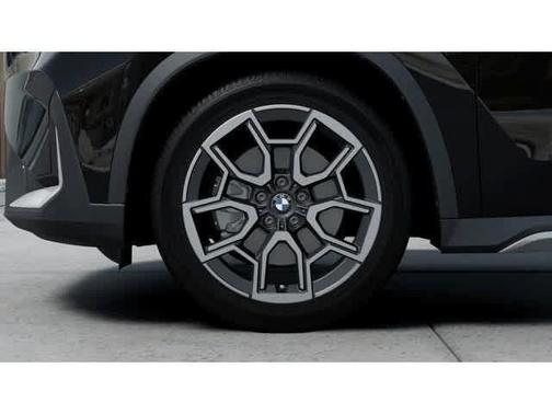 Black Sapphire Metallic 2026 BMW X1 xDrive28i