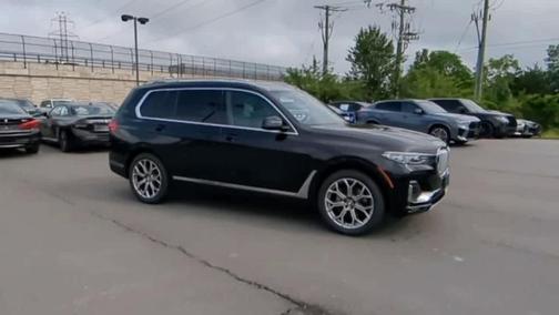 2022 BMW X7 xDrive40i