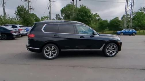 2022 BMW X7 xDrive40i