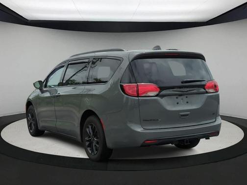 2020 Chrysler Pacifica Launch Edition