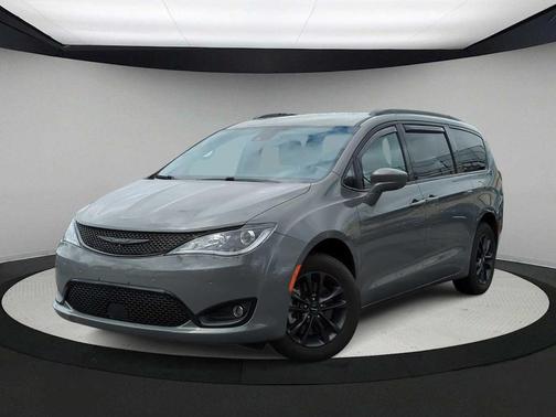 2020 Chrysler Pacifica Launch Edition