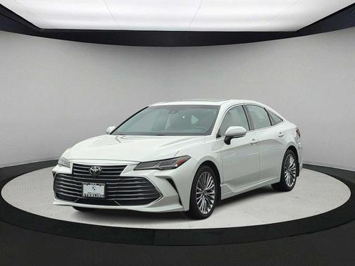 2022 Toyota Avalon Limited