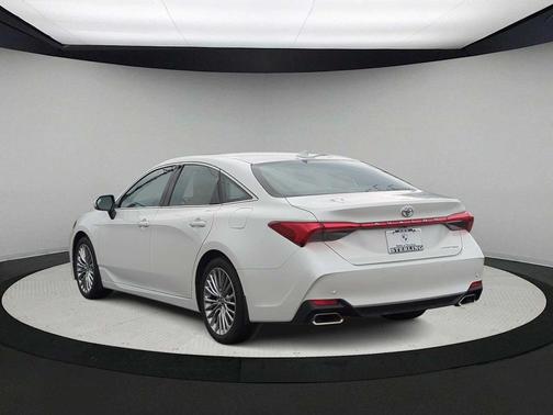 2022 Toyota Avalon Limited