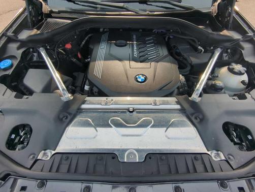 2023 BMW X3 M40i