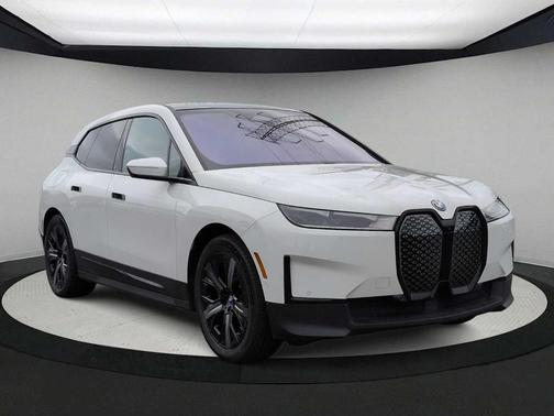 Alpine White 2022 BMW iX xDrive50