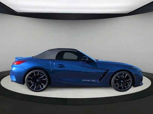 2025 BMW Z4 M40i