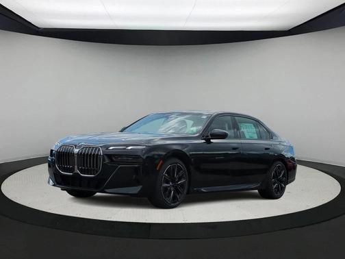 2025 BMW 740 i xDrive