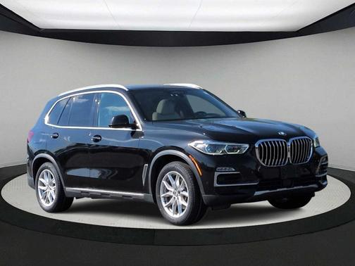 Black Sapphire Metallic 2019 BMW X5 xDrive40i