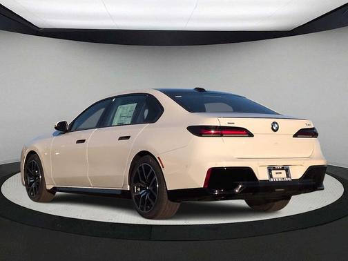 2026 BMW 740 i xDrive