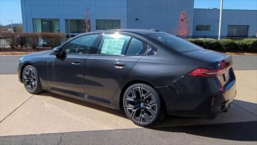 2025 BMW i5 xDrive40
