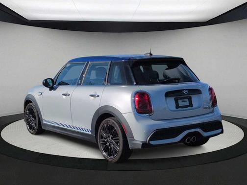 2022 MINI Hardtop Cooper S
