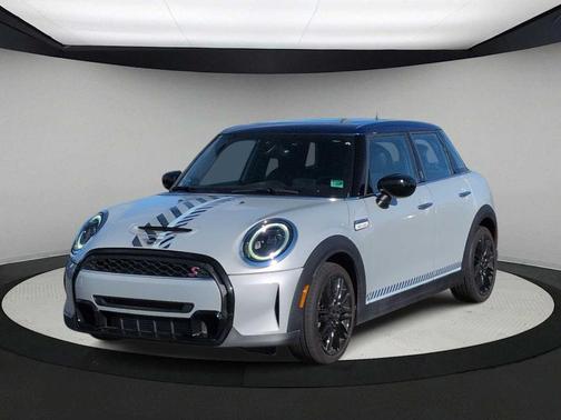 2022 MINI Hardtop Cooper S