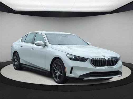2025 BMW i5 xDrive40