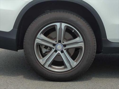 2017 Mercedes-Benz GLC 300 Base 4MATIC