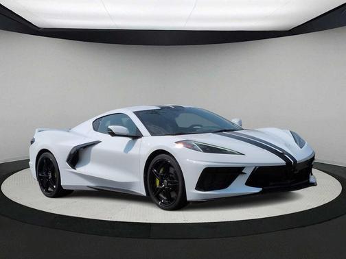 Arctic White 2023 Chevrolet Corvette Stingray w/3LT