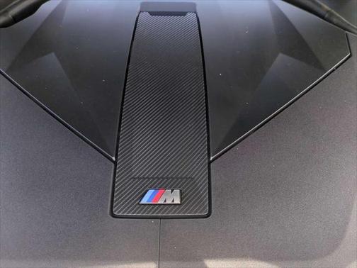 2025 BMW i5 M60