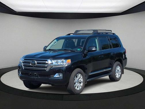2018 Toyota Land Cruiser V8