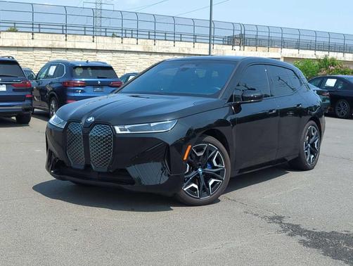 2023 BMW iX M60