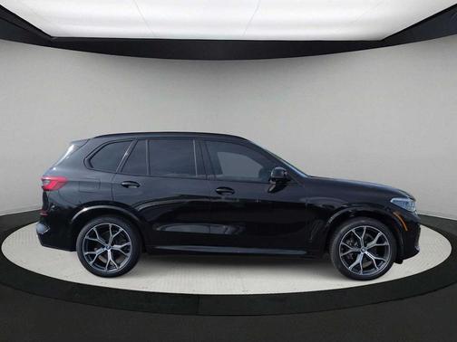 Black Sapphire Metallic 2019 BMW X5 xDrive40i