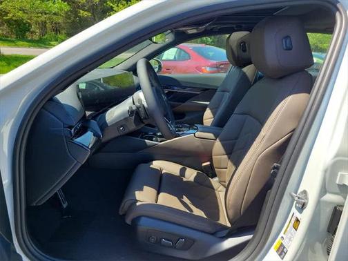 2024 BMW i5 eDrive40
