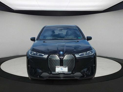 2025 BMW iX xDrive50