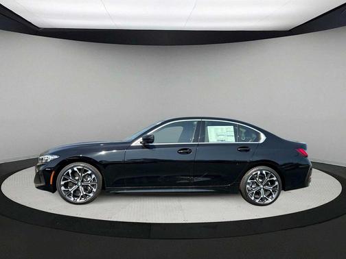 2025 BMW 330 i xDrive