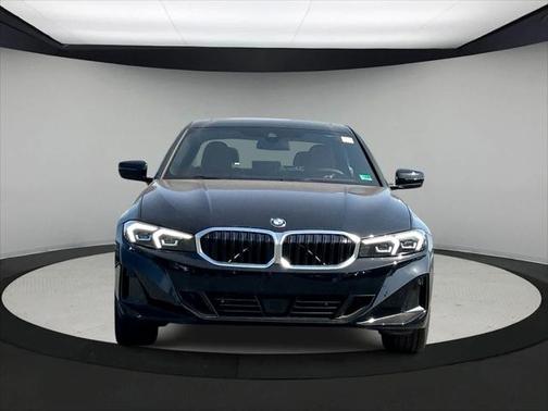 2025 BMW 330 i xDrive