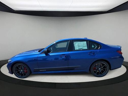 2025 BMW M340 i xDrive