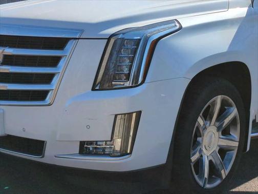 2016 Cadillac Escalade Luxury