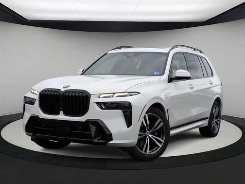 Alpine White 2025 BMW X7 xDrive40i