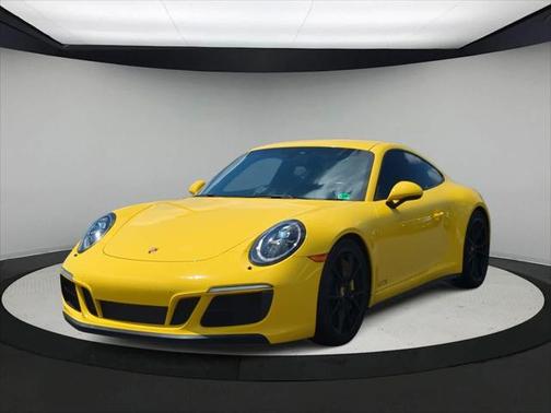 2018 Porsche 911 Carrera GTS