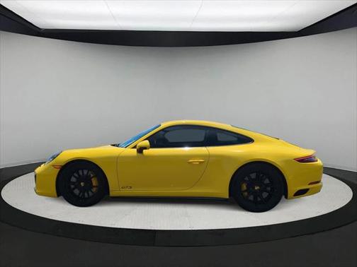 2018 Porsche 911 Carrera GTS