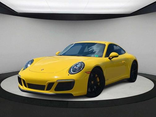 2018 Porsche 911 Carrera GTS