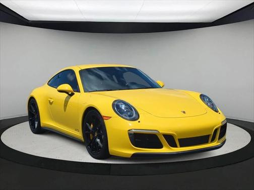 2018 Porsche 911 Carrera GTS