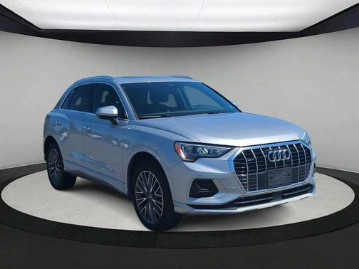 2022 Audi Q3 40 Premium