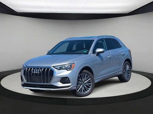 2022 Audi Q3 40 Premium