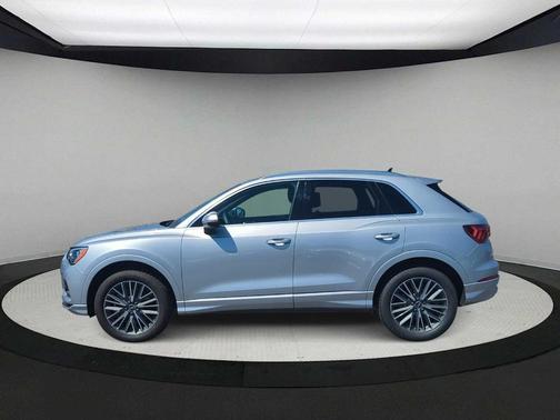 2022 Audi Q3 40 Premium