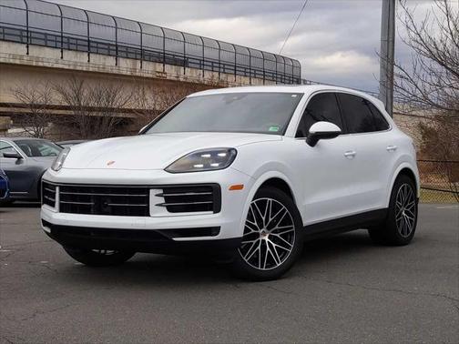 2024 Porsche Cayenne Base