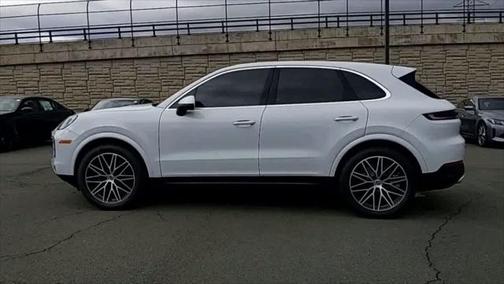 2024 Porsche Cayenne Base