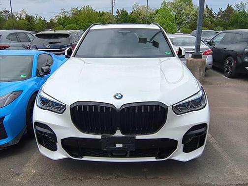 2023 BMW X5 M50i
