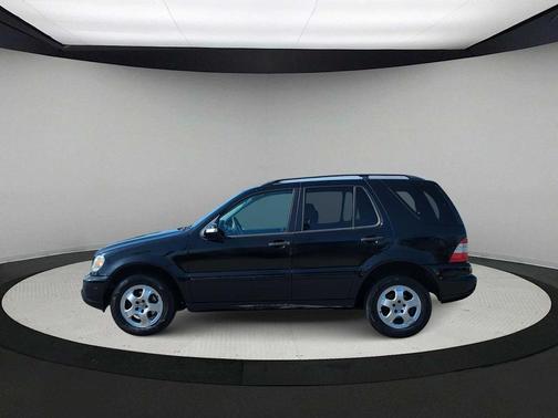 2002 Mercedes-Benz M-Class Base