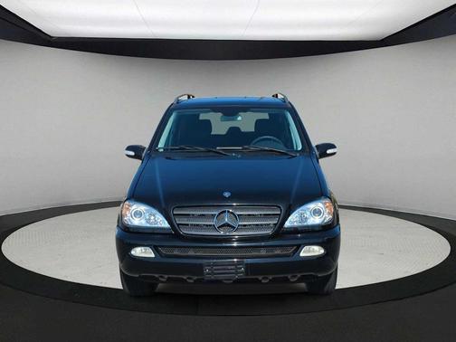 2002 Mercedes-Benz M-Class Base