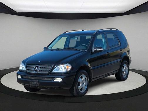 2002 Mercedes-Benz M-Class Base