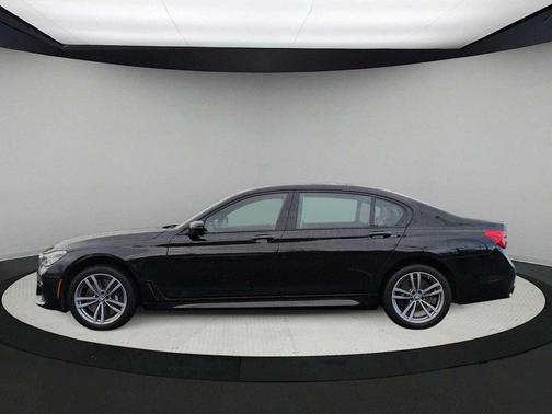 2016 BMW 750 i xDrive