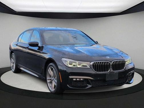 2016 BMW 750 i xDrive