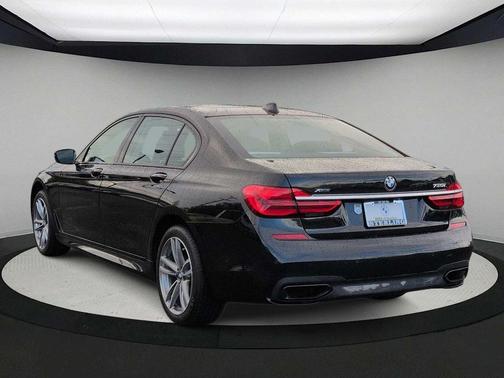 2016 BMW 750 i xDrive