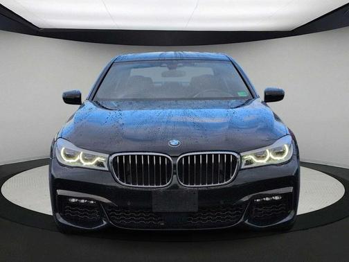 2016 BMW 750 i xDrive