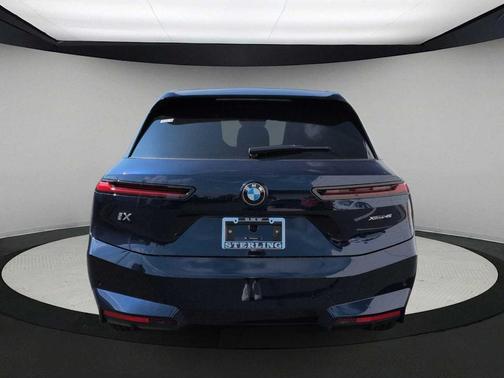 2026 BMW iX xDrive45